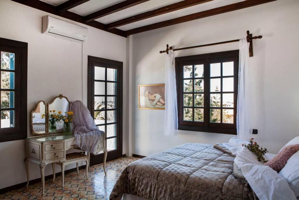 Villa Velissarios: Wonderful Villa Next To Beach Αίγινα Εξωτερικό φωτογραφία